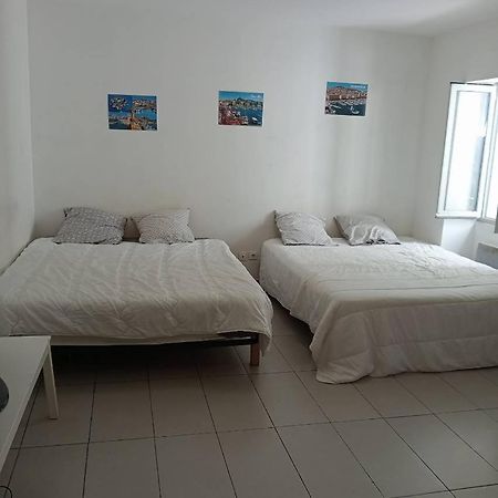T1 Vieux Port Opera Apartment มาร์กเซย ภายนอก รูปภาพ
