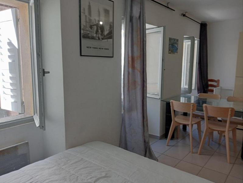 T1 Vieux Port Opera Apartment มาร์กเซย ภายนอก รูปภาพ